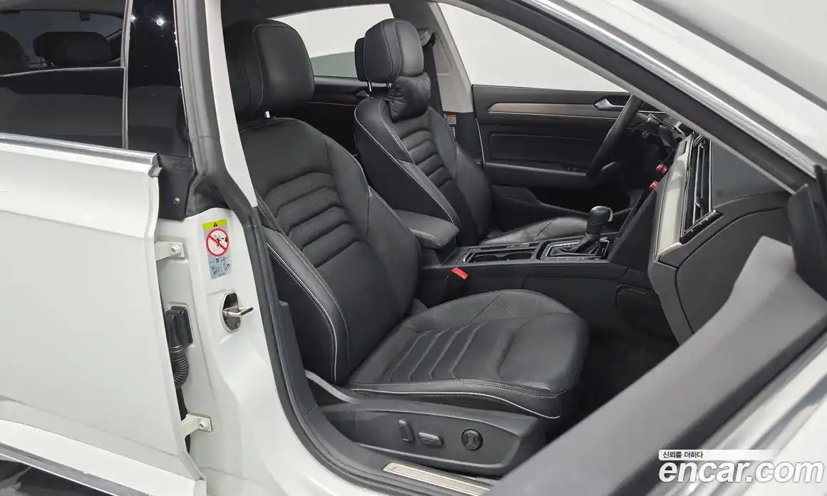 Volkswagen Arteon 2020 2.0 Автомат в Москве № 215151, фото 10