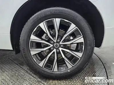 Volvo XC60 2024 2.0 Автомат в Москве № 222355, миниатюра 11