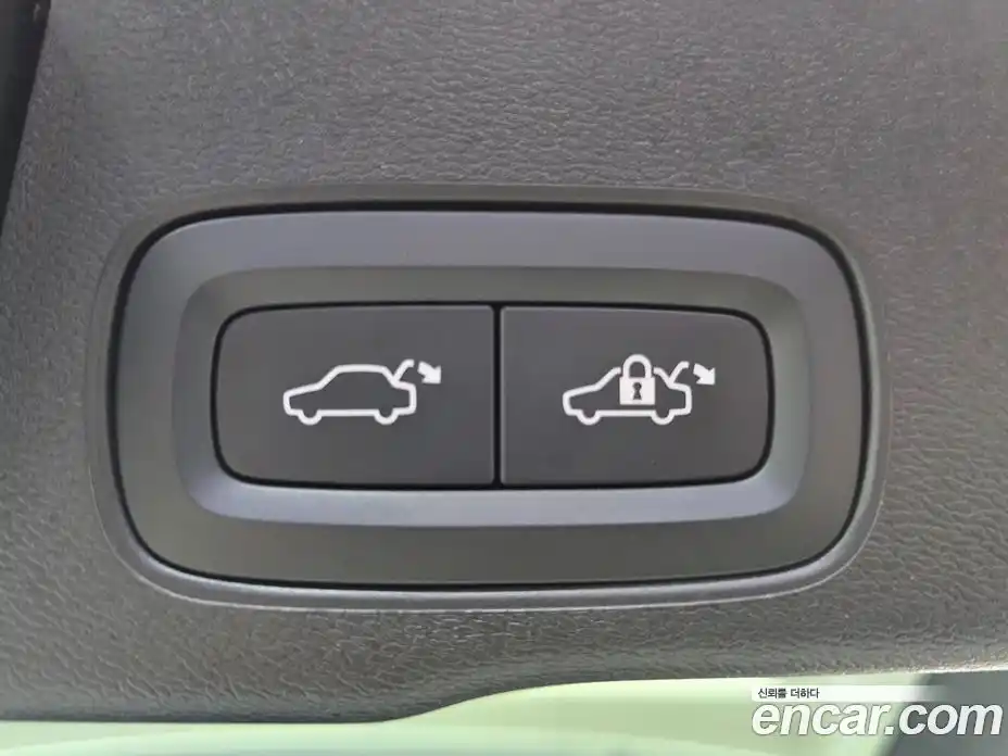 Volvo XC60 2024 2.0 Автомат в Москве № 222355, фото 20