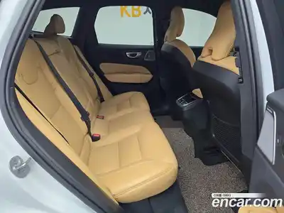 Volvo XC60 2024 2.0 Автомат в Москве № 222355, миниатюра 9