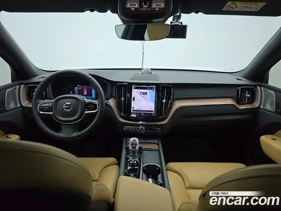 Volvo XC60 2024 2.0 Автомат в Москве № 222355, фото 10