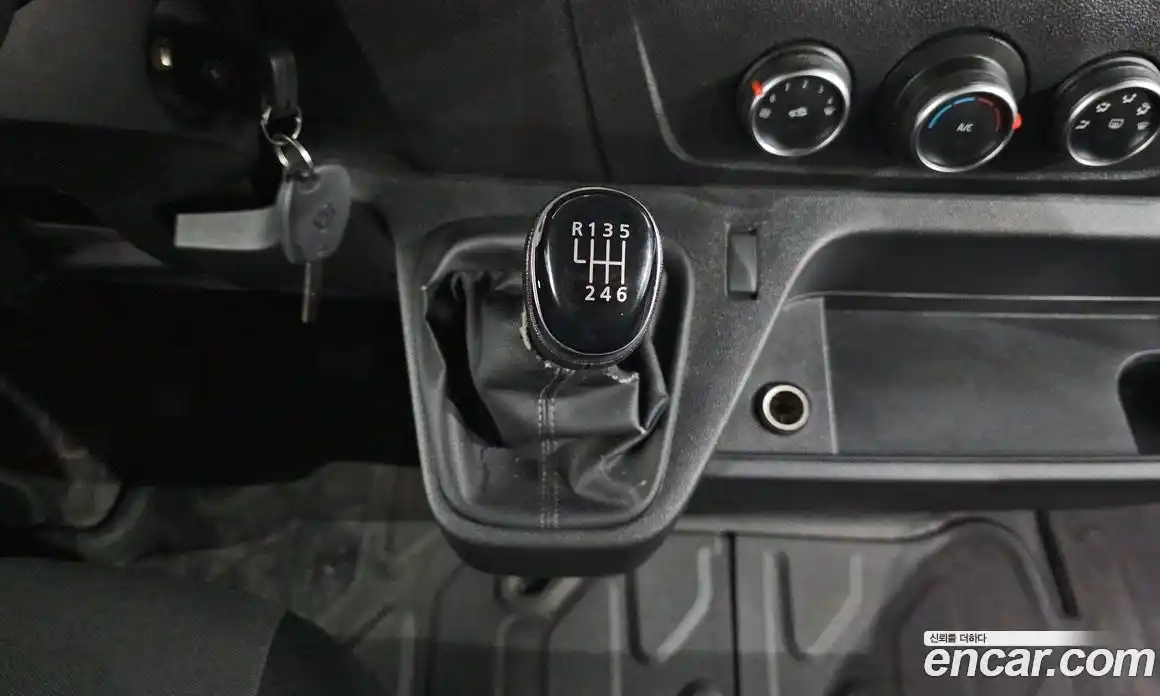 Renault Master 2020 2.3 Механическая в Москве № 225937, фото 7