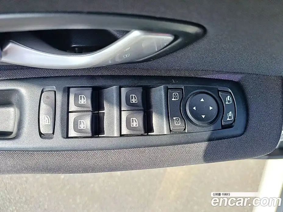 Renault SM3 2011 1.6 Автомат в Москве № 226108, фото 12