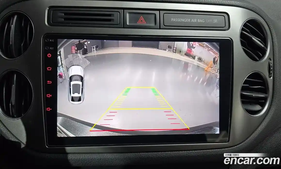 Volkswagen Tiguan 2015 2.0 Автомат в Москве № 228733, фото 12