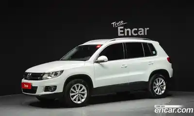 Volkswagen Tiguan 2015 2.0 Автомат в Москве № 228733, миниатюра 9