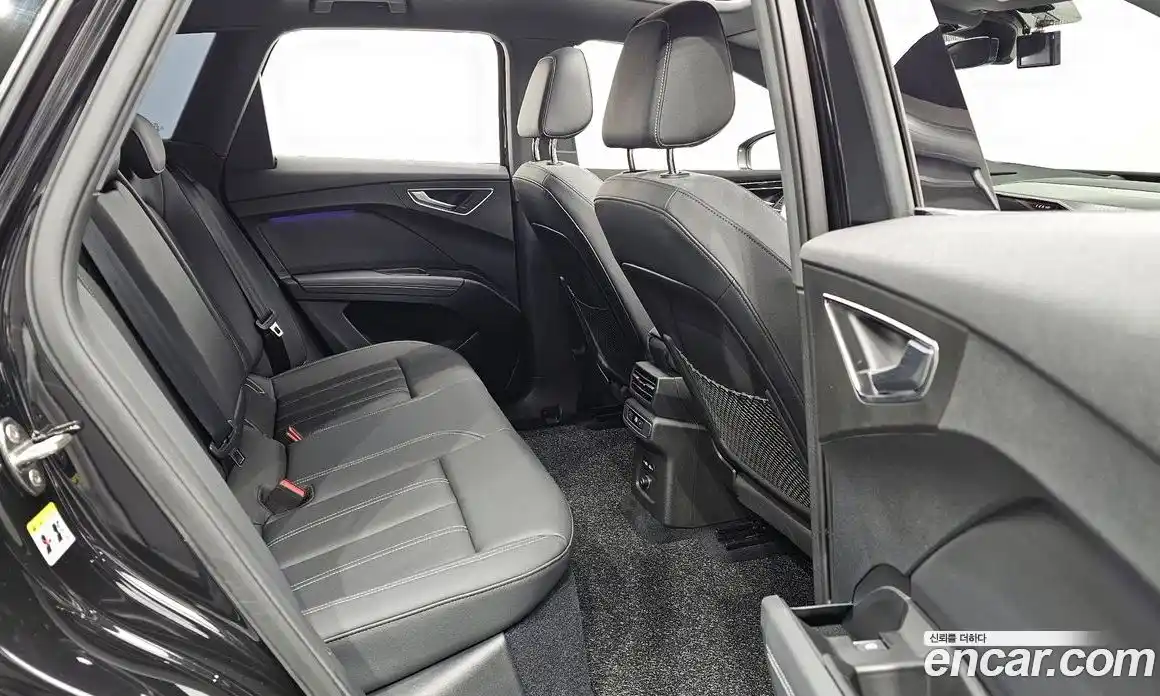 Audi Q4 e-tron 2023 0.2 Автомат в Москве № 229681, фото 11