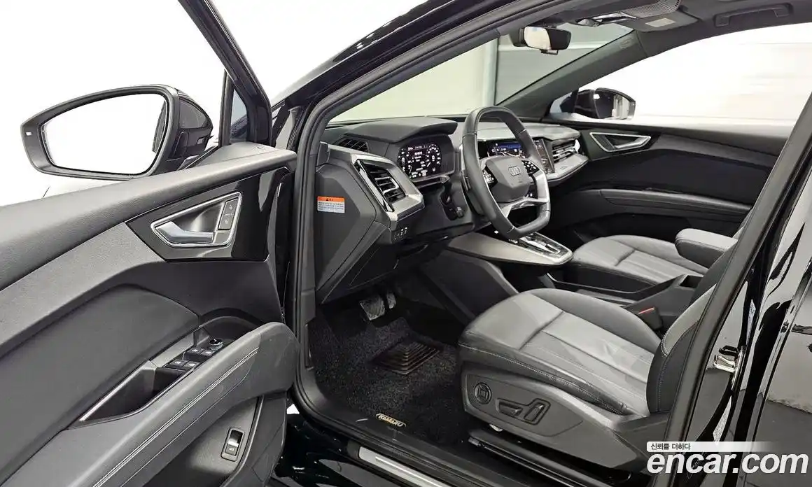 Audi Q4 e-tron 2023 0.2 Автомат в Москве № 229681, фото 12