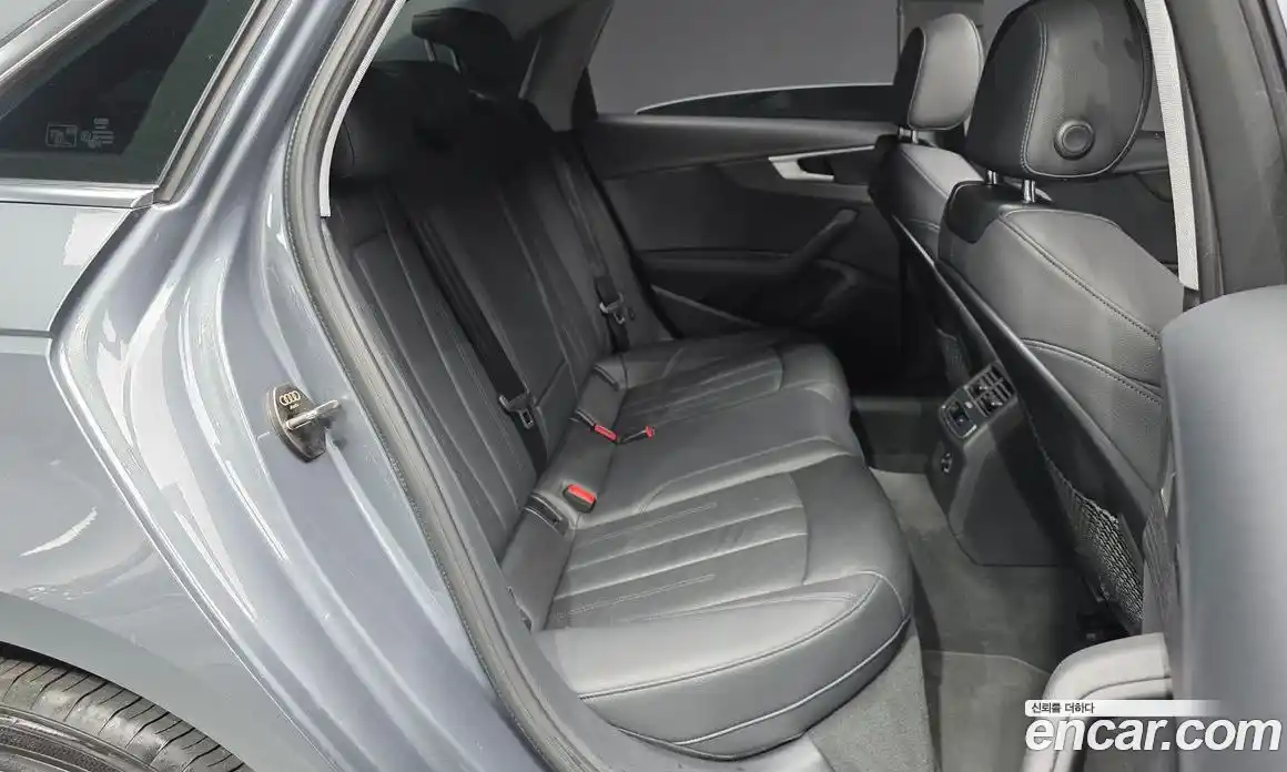 Audi A4 2018 2.0 Автомат в Москве № 229799, фото 4