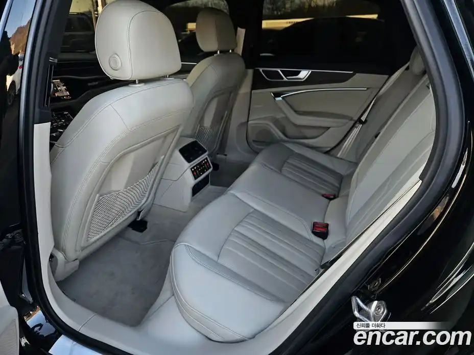 Audi A6 2023 3.0 Автомат в Москве № 230354, фото 17