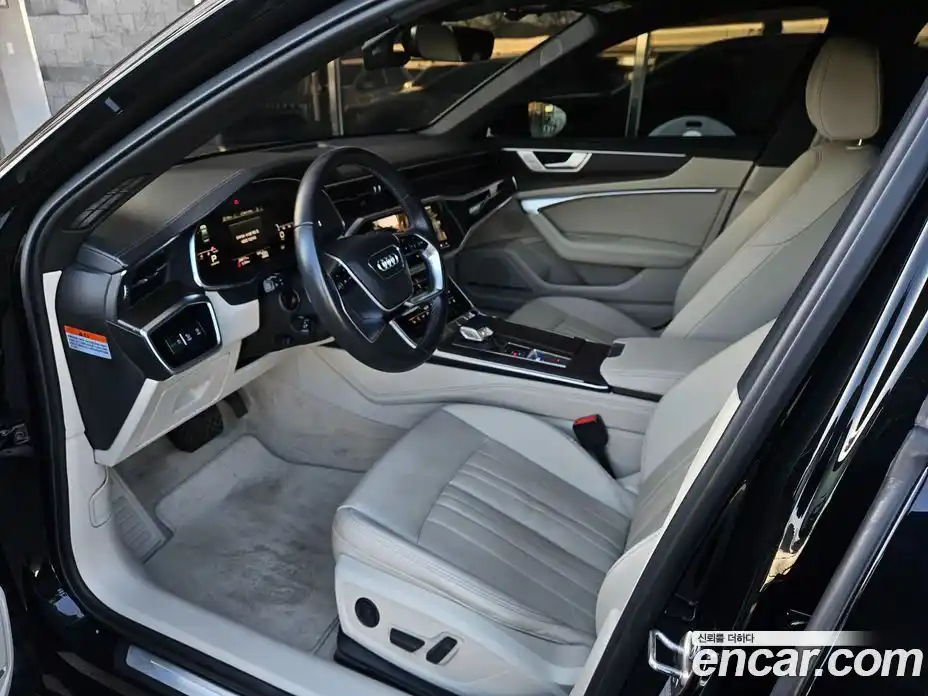 Audi A6 2023 3.0 Автомат в Москве № 230354, фото 10