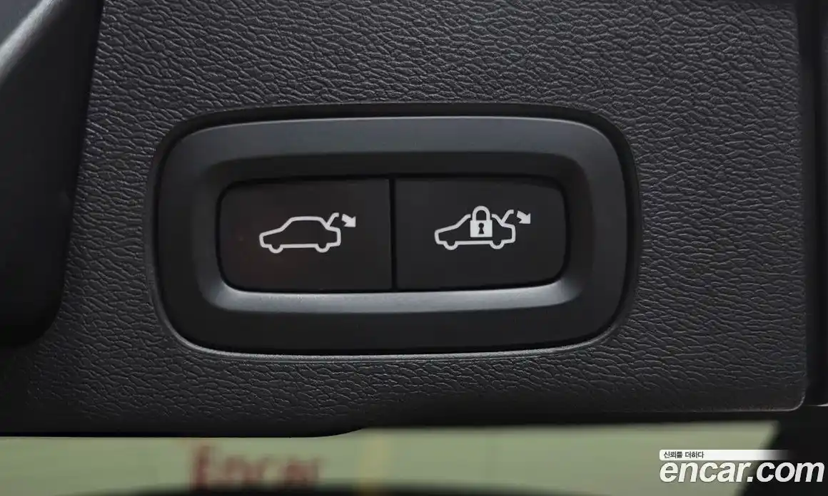 Volvo XC60 2021 2.0 Автомат в Москве № 230540, фото 13