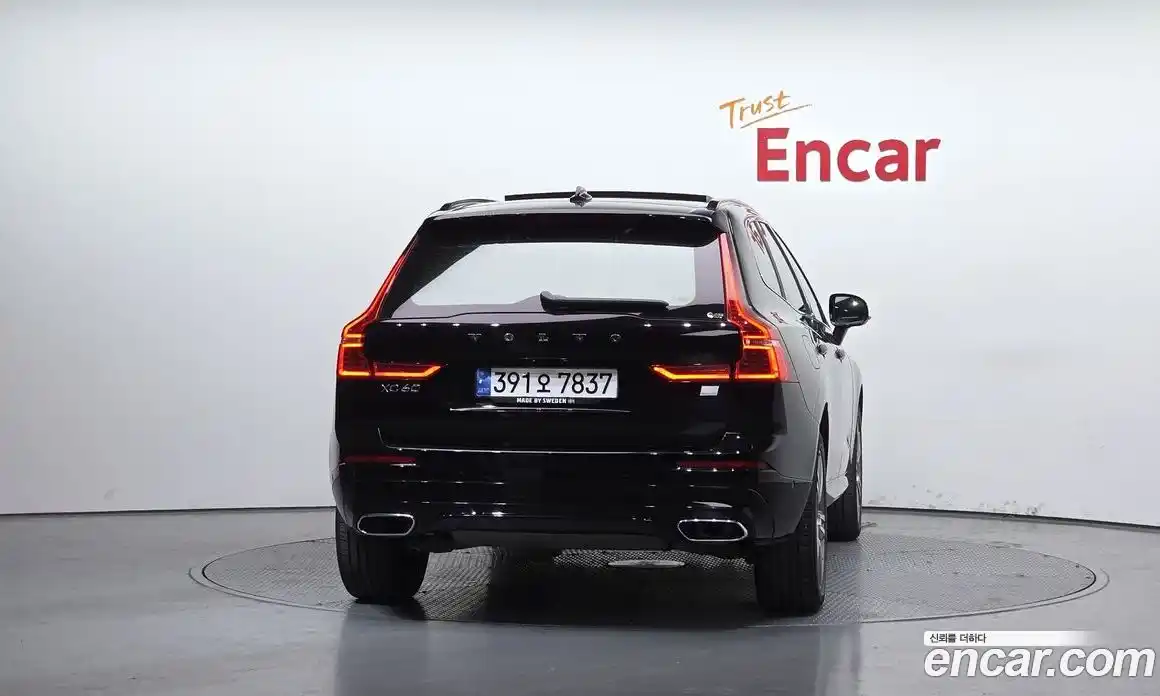 Volvo XC60 2021 2.0 Автомат в Москве № 230540, фото 15