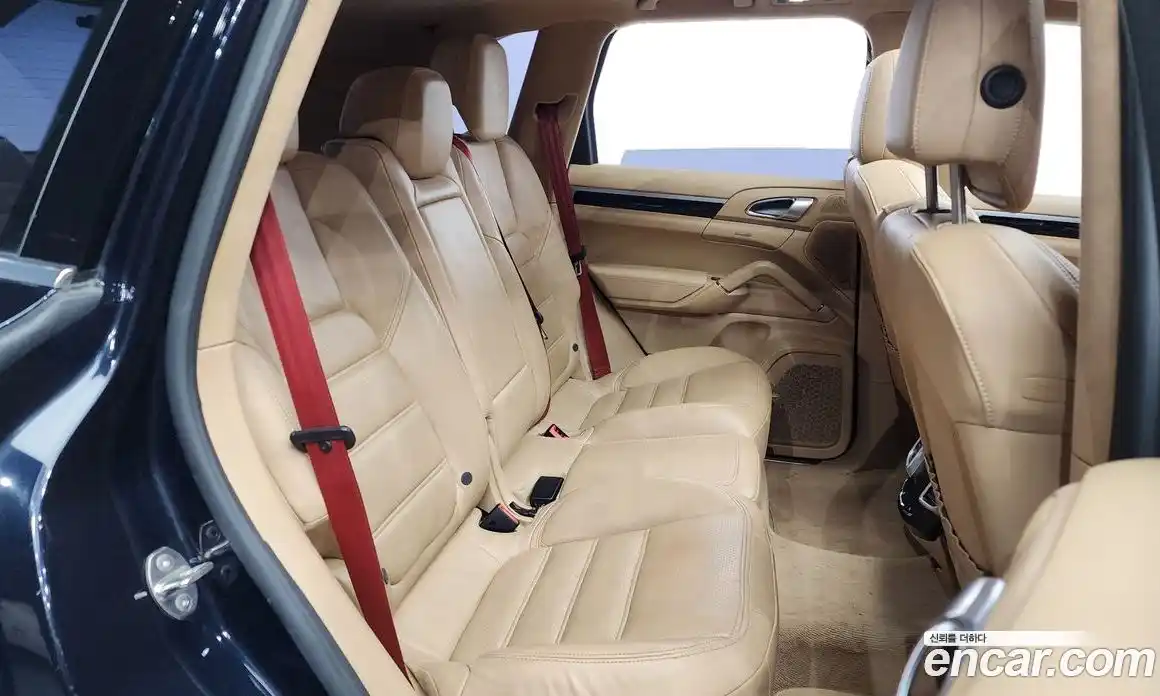 Porsche Cayenne 2016 3.0 Автомат в Москве № 230990, фото 20