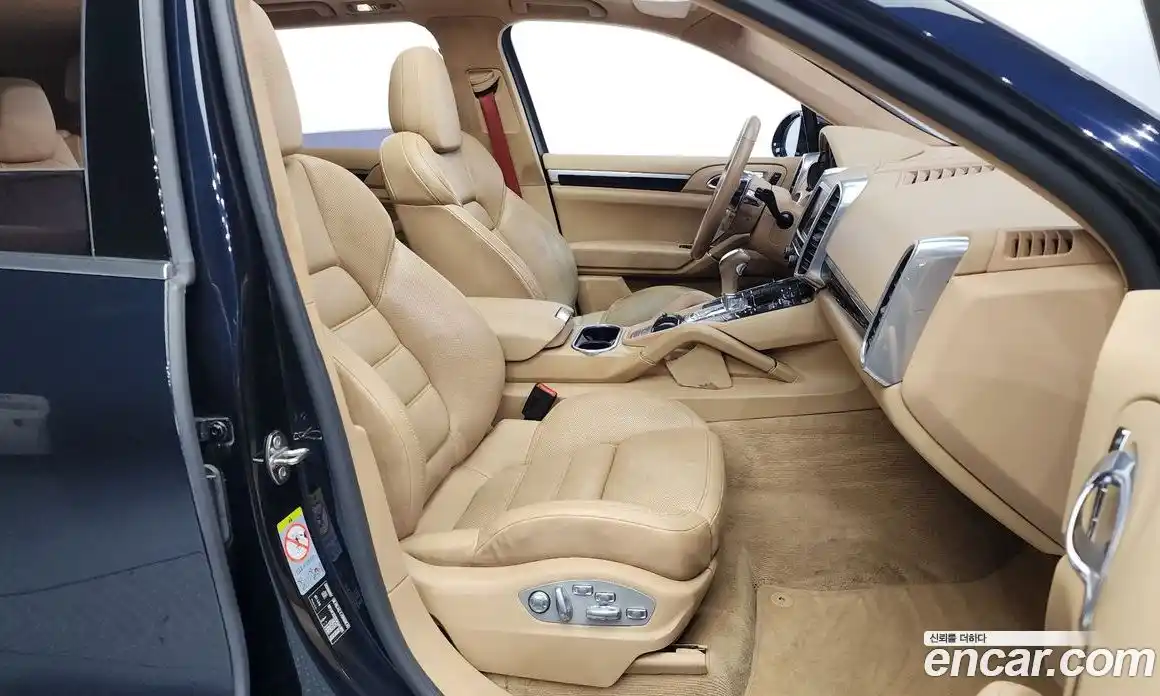 Porsche Cayenne 2016 3.0 Автомат в Москве № 230990, фото 8