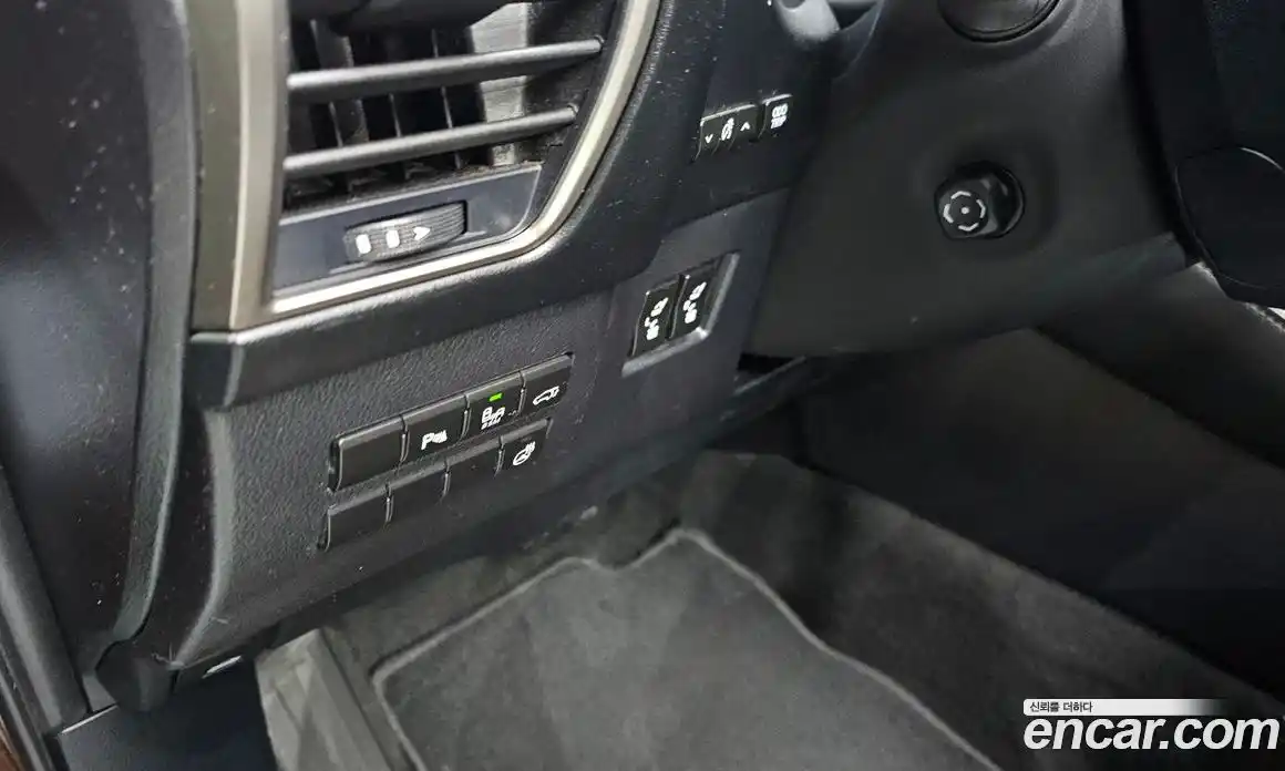 Lexus NX 2016 2.5 Автомат в Москве № 231984, фото 13