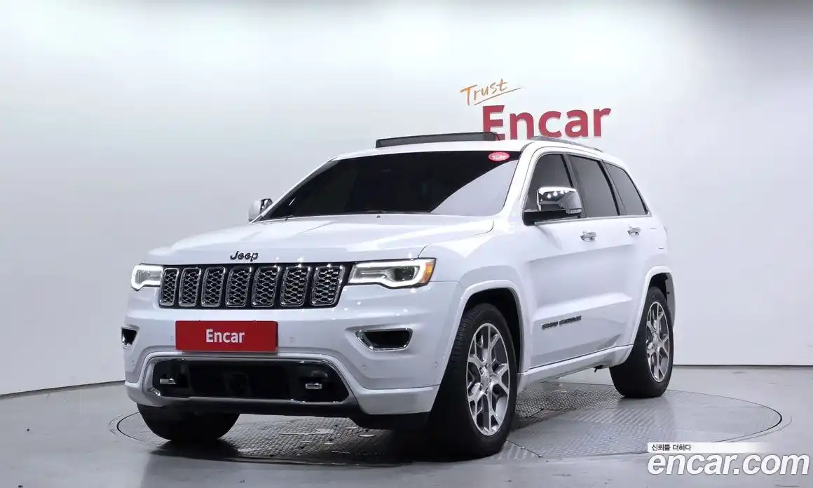 Jeep Cherokee 2020 3.6 Автомат в Москве № 232543, фото 15