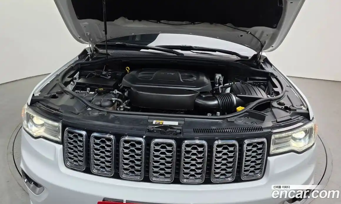 Jeep Cherokee 2020 3.6 Автомат в Москве № 232543, фото 16