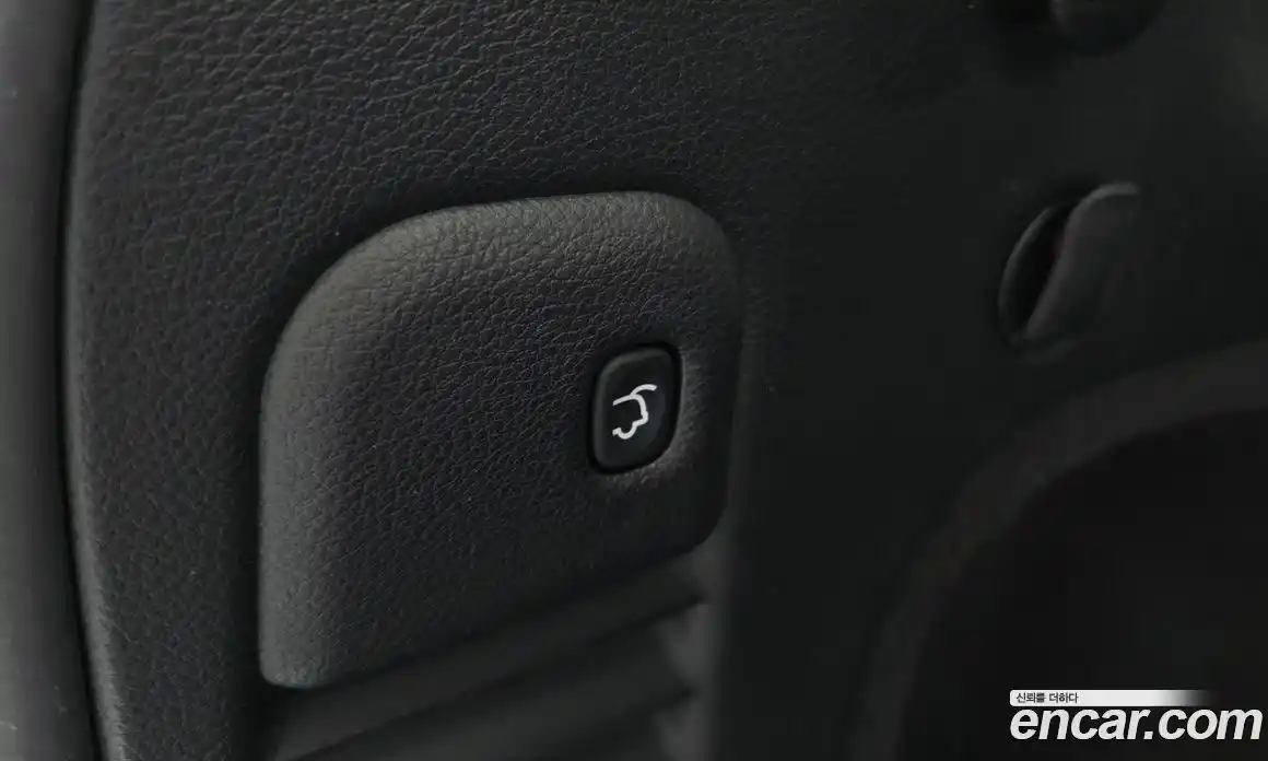 Jeep Cherokee 2020 3.6 Автомат в Москве № 232543, фото 8