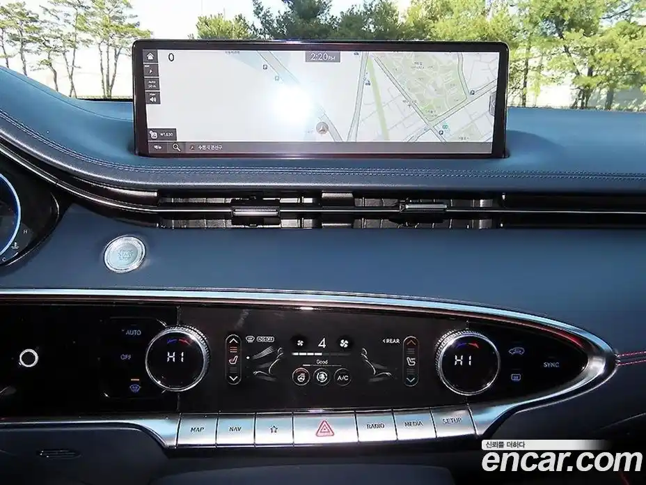 Genesis GV70 2021 2.5 Автомат в Москве № 26869, фото 13