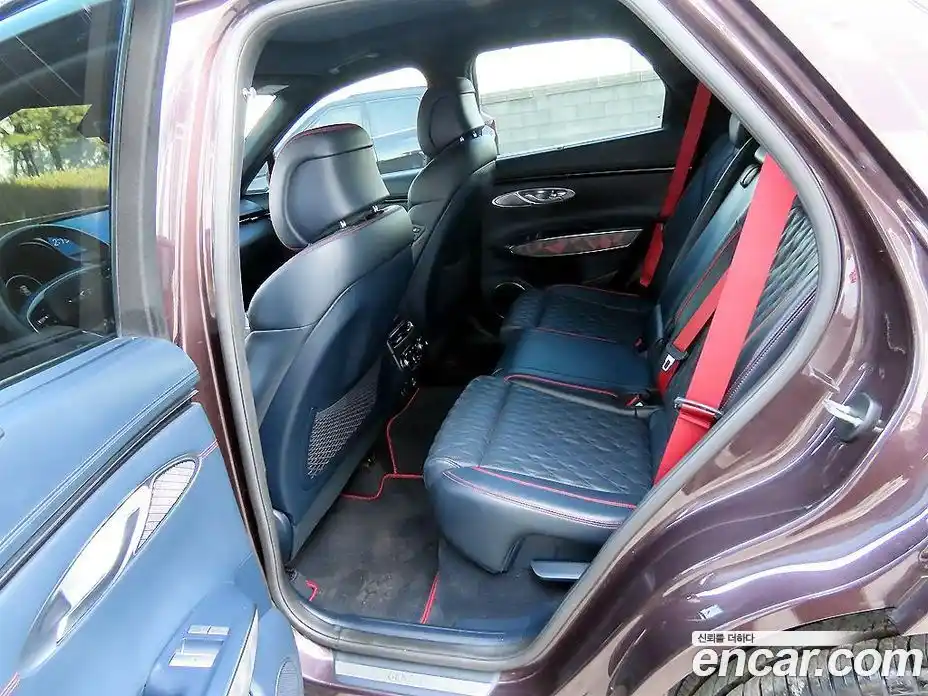 Genesis GV70 2021 2.5 Автомат в Москве № 26869, фото 6