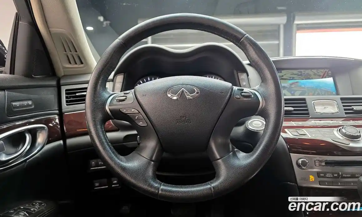 Infiniti Q70 2016 3.7 Автомат в Москве № 269951, фото 4