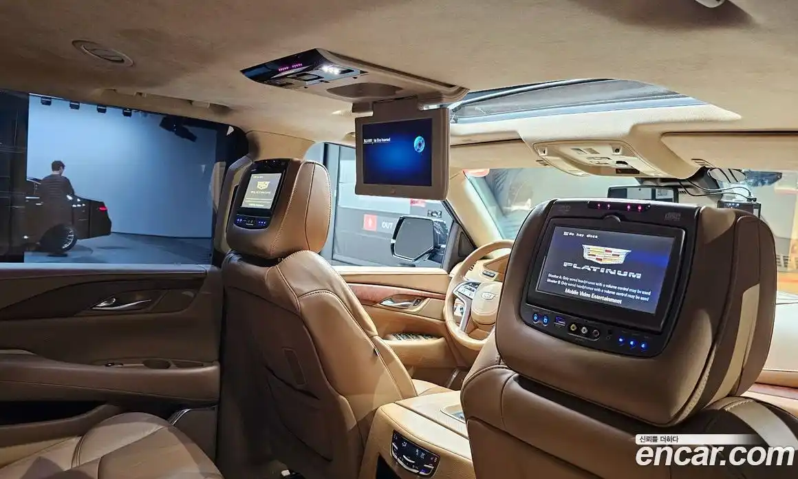 Cadillac Escalade 2016 6.2 Автомат в Москве № 285583, фото 15