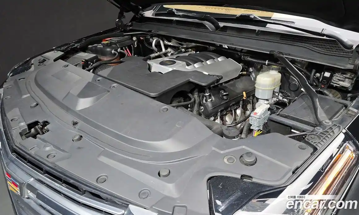 Cadillac Escalade 2016 6.2 Автомат в Москве № 285583, фото 18