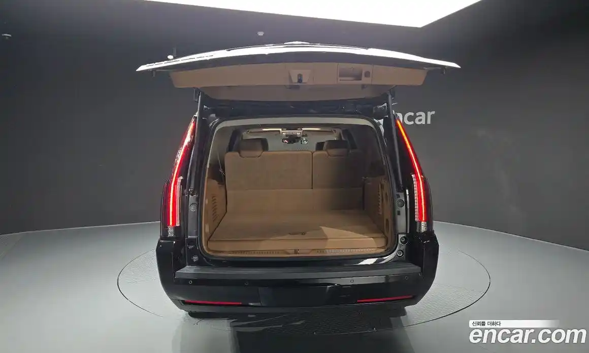 Cadillac Escalade 2016 6.2 Автомат в Москве № 285583, фото 4