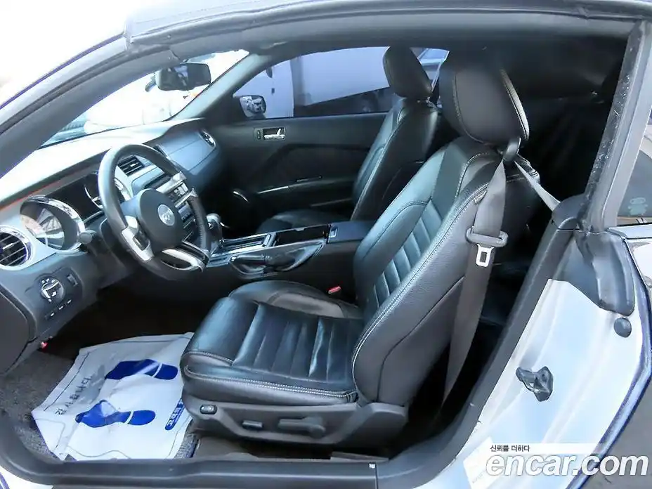 Ford Mustang 2011 3.7 Автомат в Москве № 296382, фото 8