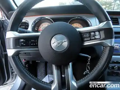 Ford Mustang 2011 3.7 Автомат в Москве № 296382, миниатюра 10