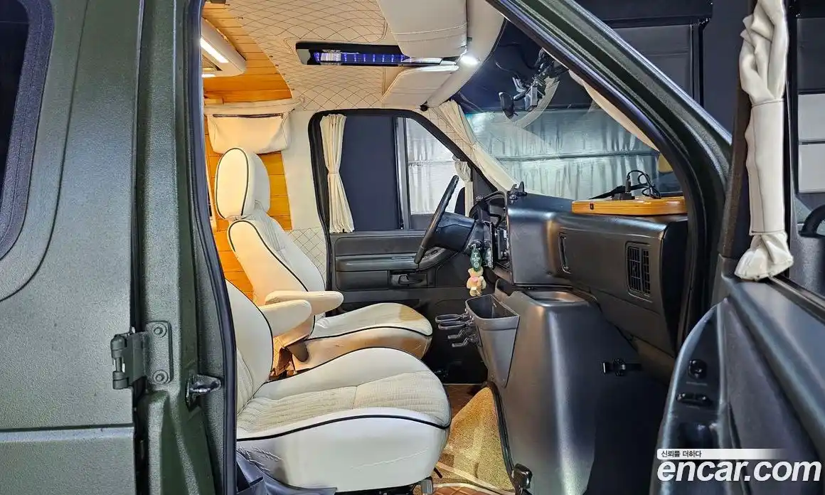 Ford E-Series 1993 7.5 Автомат в Москве № 313504, фото 10