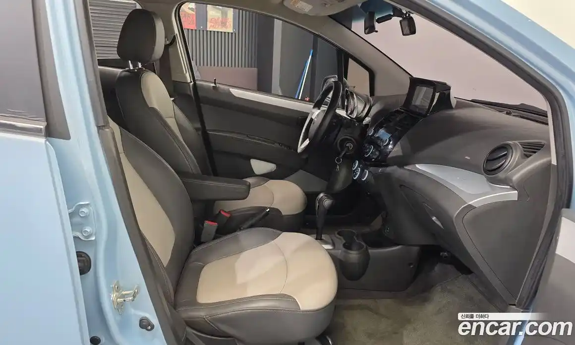 Chevrolet Spark 2014 1.0 Автомат в Москве № 314772, фото 16