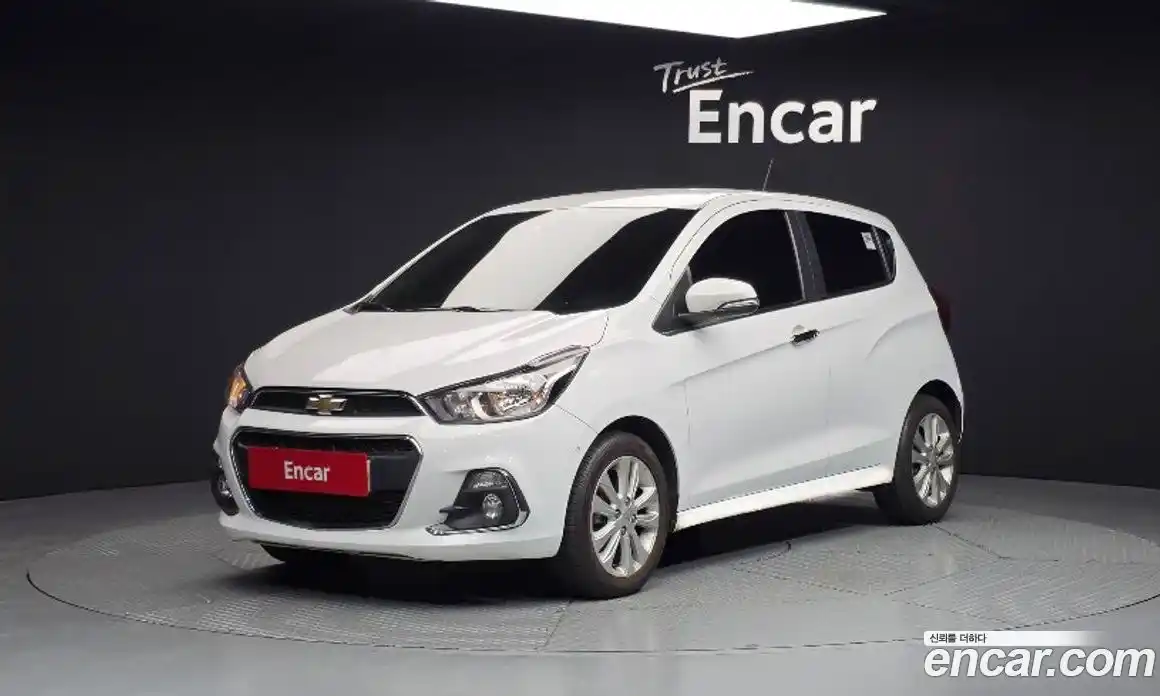 Chevrolet Spark 2017 1.0 Автомат в Москве № 315250, фото 3