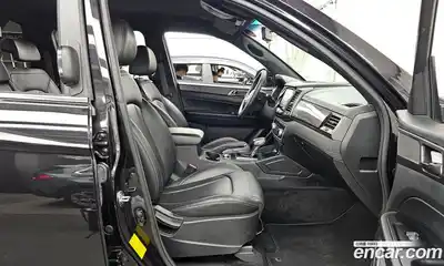 SsangYong Rexton 2023 2.2 Автомат в Москве № 31665, миниатюра 11