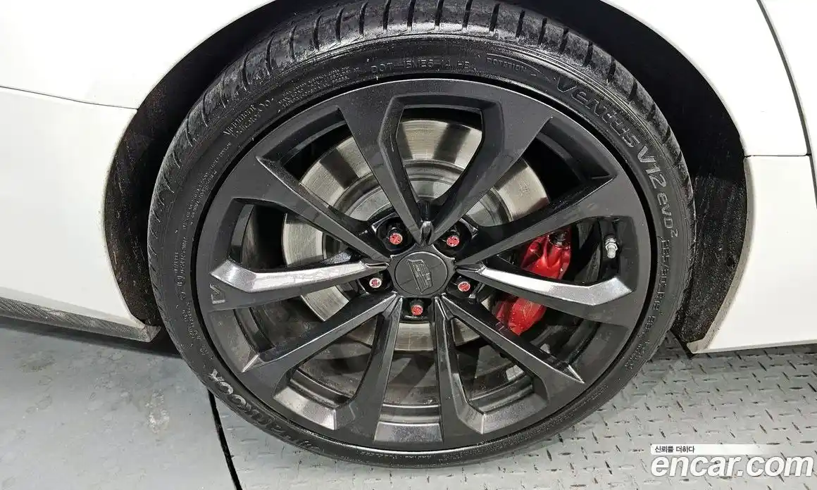 Cadillac CTS-V 2016 6.2 Автомат в Москве № 321031, фото 5