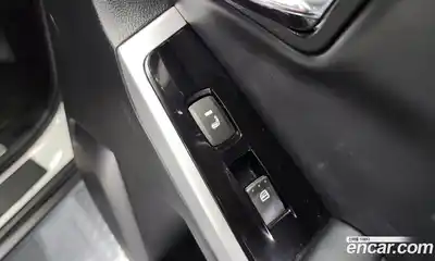 SsangYong Korando 2014 2.0 Автомат в Москве № 32238, миниатюра 12