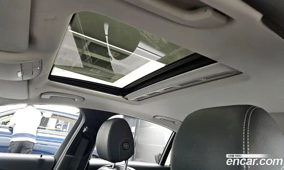 Mercedes-Benz E-Class 2019 2.0 Автомат в Москве № 325041, фото 13