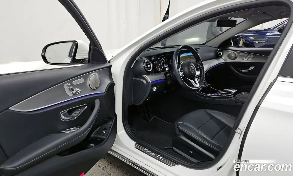 Mercedes-Benz E-Class 2019 2.0 Автомат в Москве № 325041, фото 16