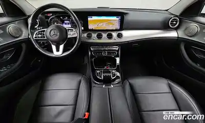Mercedes-Benz E-Class 2019 2.0 Автомат в Москве № 325041, миниатюра 4