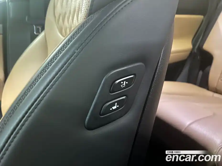 Hyundai Santa Fe 2022 1.6 Автомат в Москве № 331508, фото 19