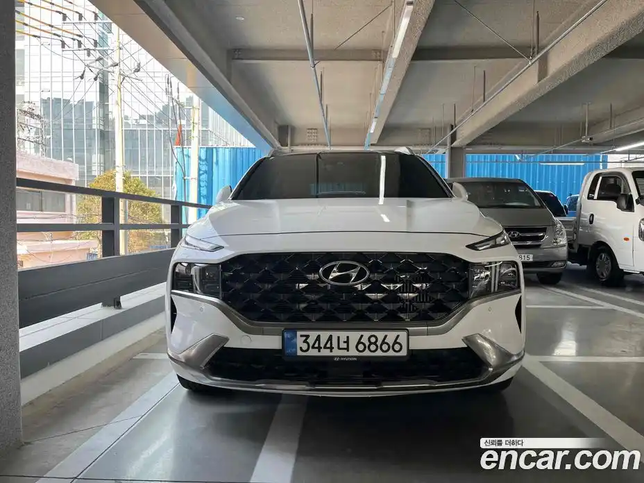 Hyundai Santa Fe 2022 1.6 Автомат в Москве № 331508, фото 3