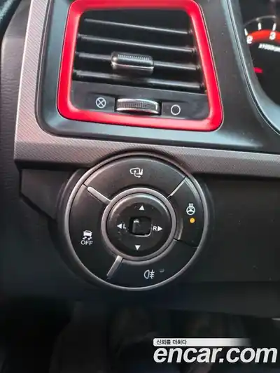 SsangYong Korando 2017 2.2 Автомат в Москве № 35139, миниатюра 12