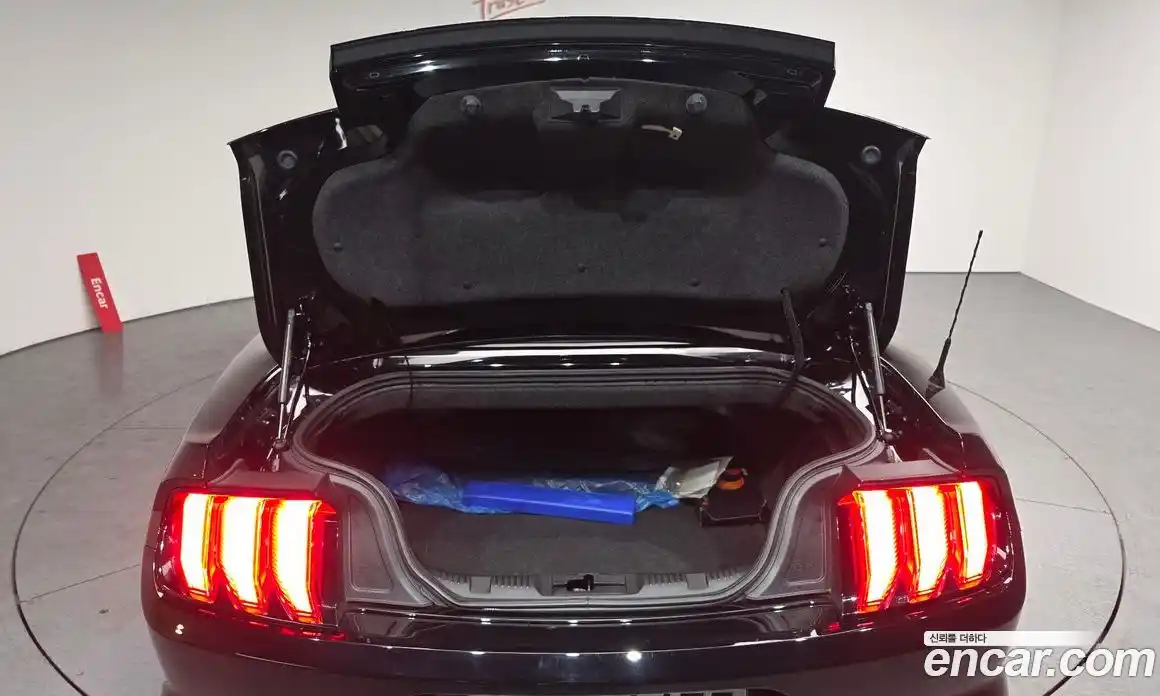 Ford Mustang 2022 2.3 Автомат в Москве № 362117, фото 20