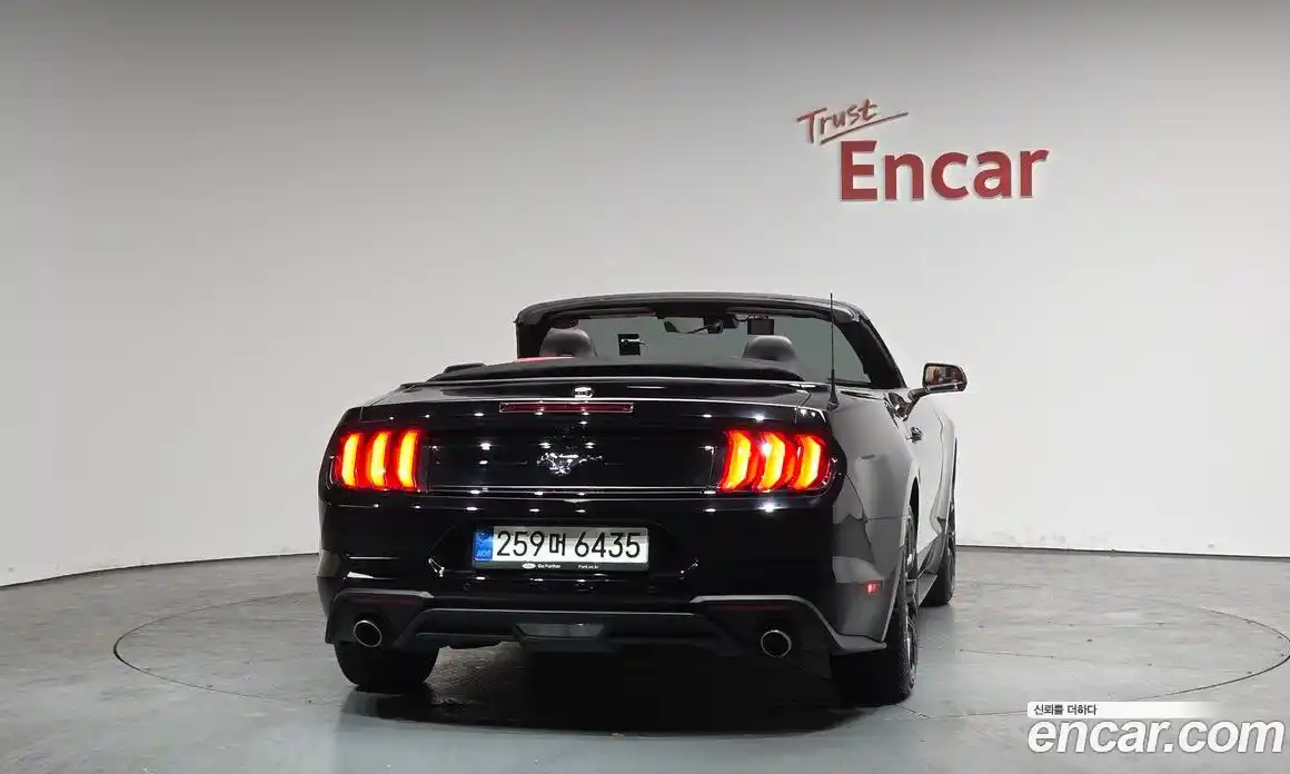 Ford Mustang 2022 2.3 Автомат в Москве № 362117, фото 4