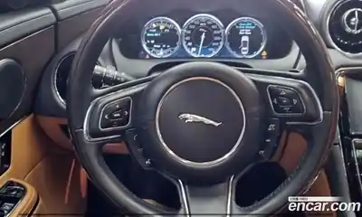 Jaguar XJ 2015 3.0 Автомат в Москве № 364900, миниатюра 11