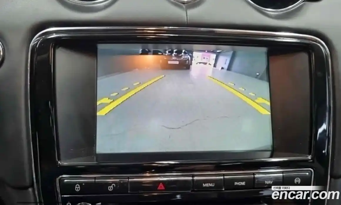 Jaguar XJ 2015 3.0 Автомат в Москве № 364900, фото 13