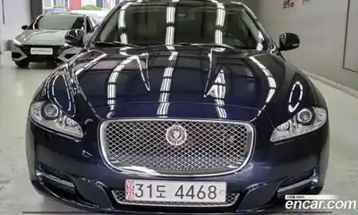 Jaguar XJ 2015 3.0 Автомат в Москве № 364900, миниатюра 3