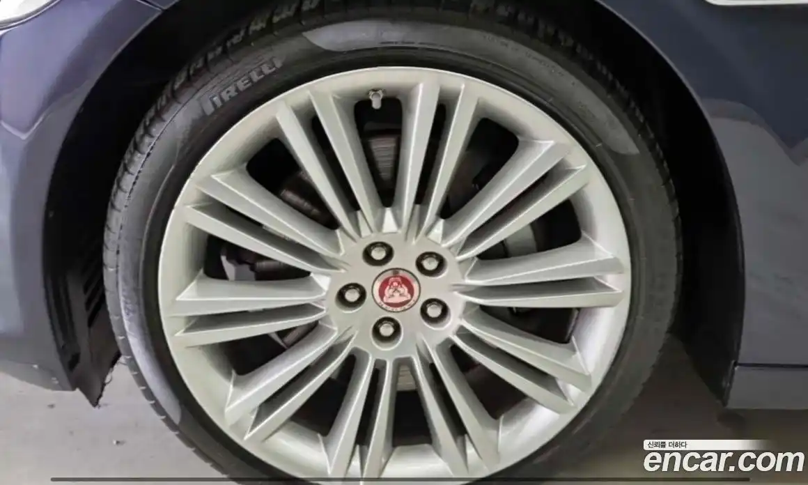 Jaguar XJ 2015 3.0 Автомат в Москве № 364900, фото 8