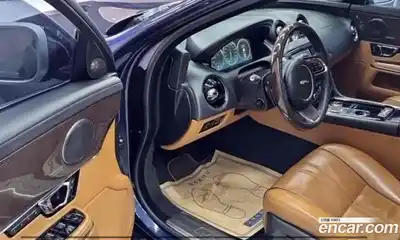 Jaguar XJ 2015 3.0 Автомат в Москве № 364900, миниатюра 9