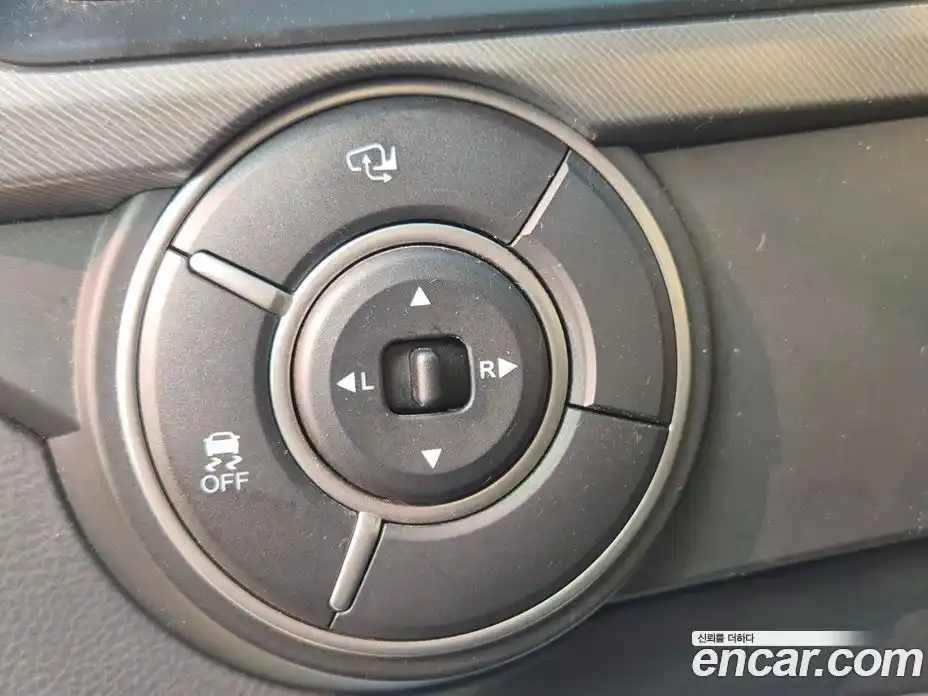 SsangYong Korando 2016 2.0 Автомат в Москве № 36570, фото 17